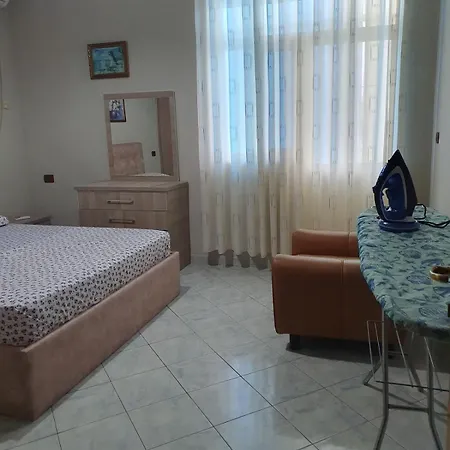 Affordable, Beachfront Apartament Durrës